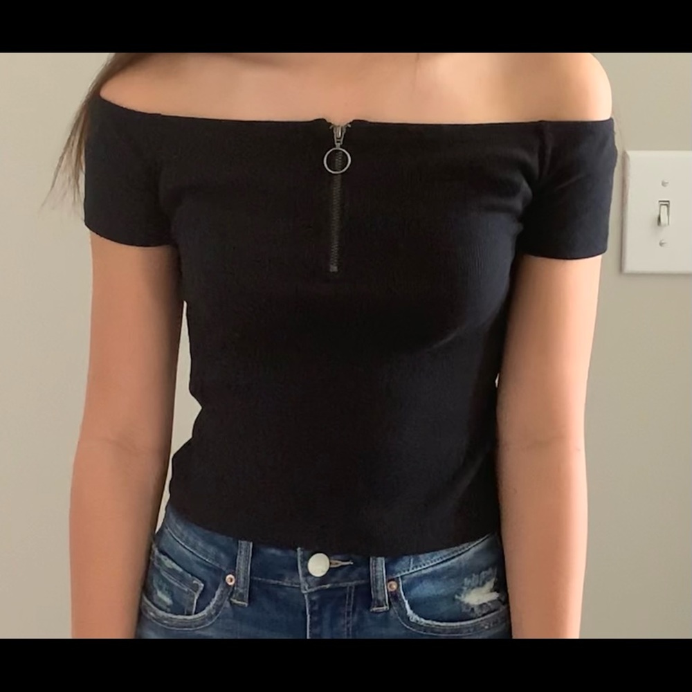 Aeropostale S black top